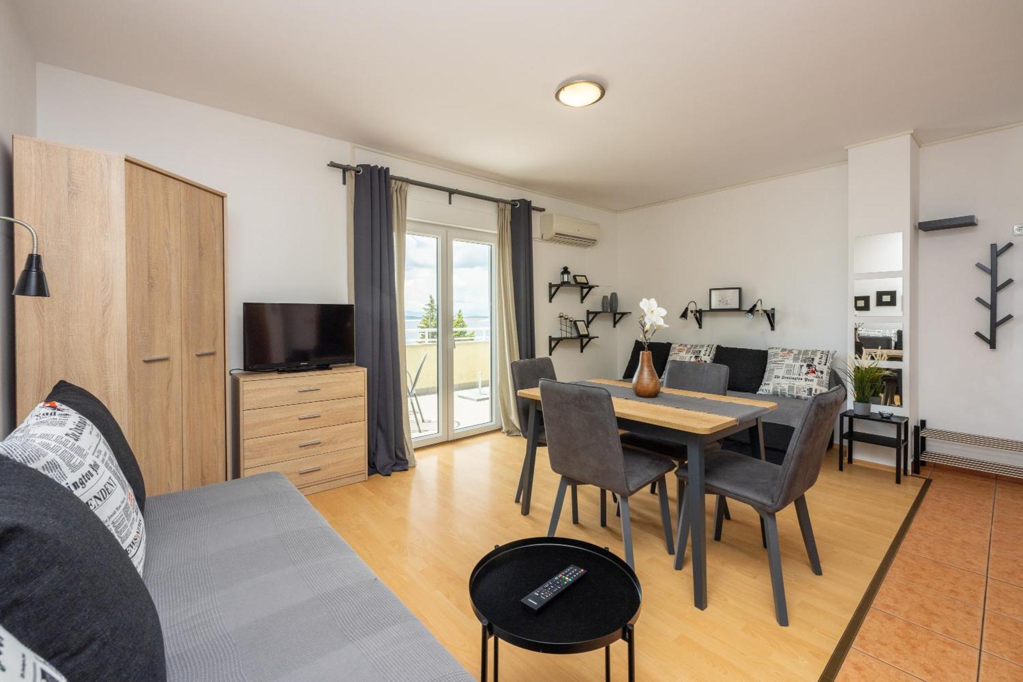 Apartments Claudia Crikvenica Eksteriør billede