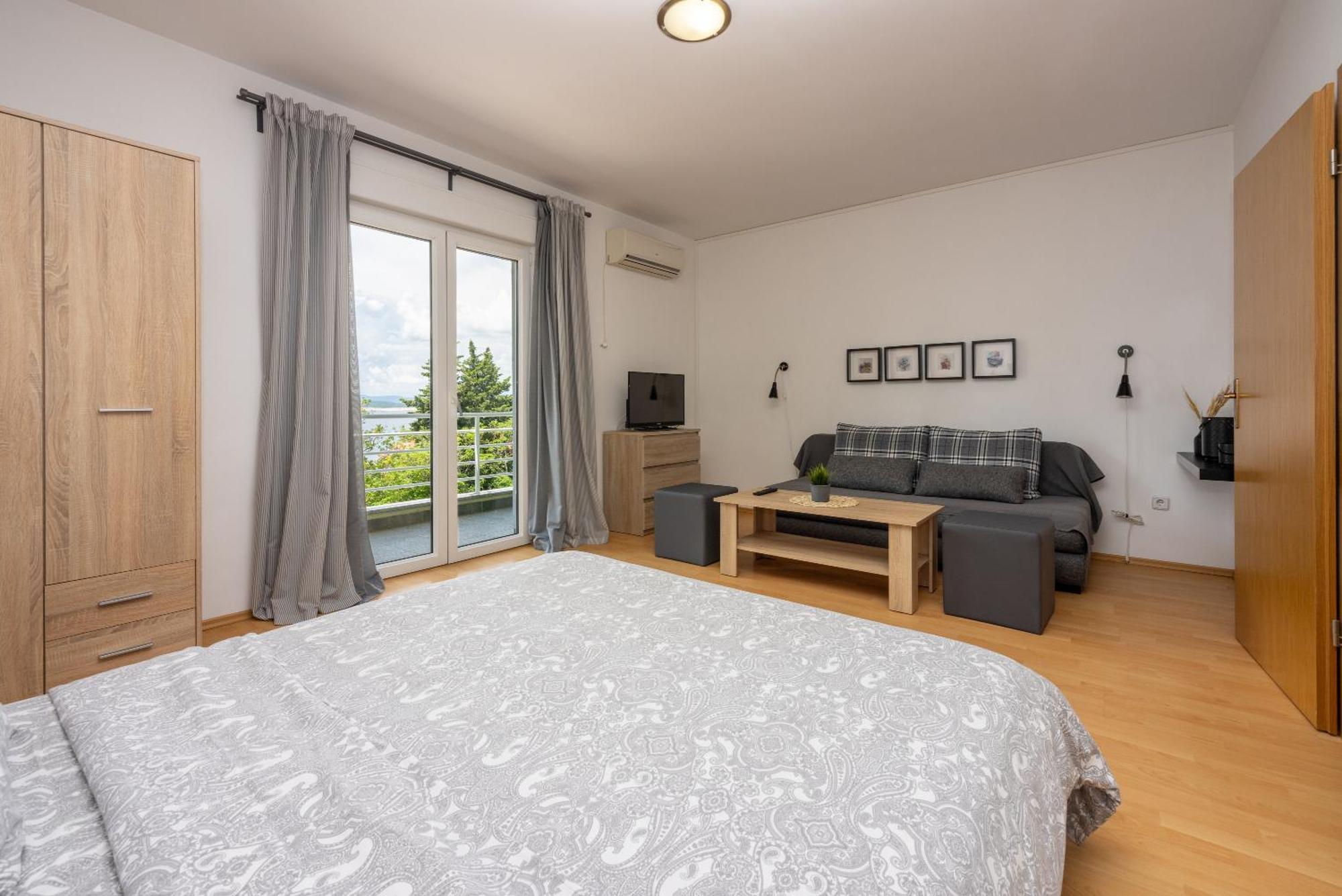 Apartments Claudia Crikvenica Eksteriør billede