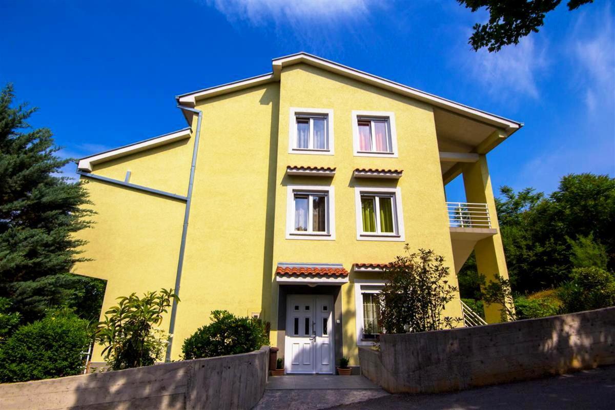 Apartments Claudia Crikvenica Eksteriør billede